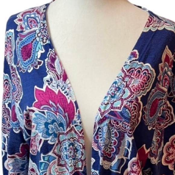 Chico's Vibrant Multi-Colored Duster Tee - Size 2 - Picture 13 of 13